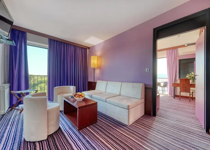 Ilirija Adriatic Hotell 3*