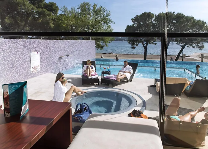 Hotell Ilirija Adriatic 3*