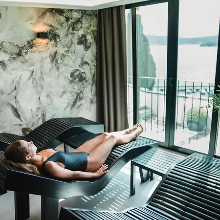 Ilirija Adriatic 3* Биоград-на-Мору