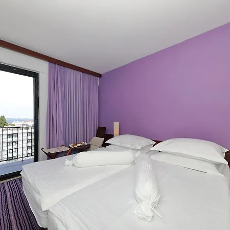 Ilirija Adriatic ホテル 3*