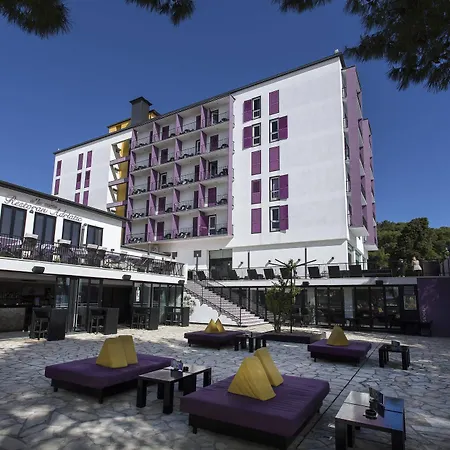 Ilirija Adriatic Биоград-на-Мору