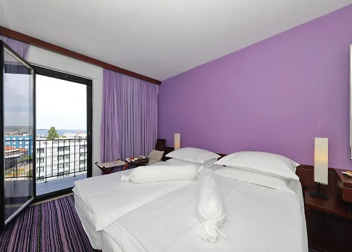 Ilirija Adriatic Otel 3*